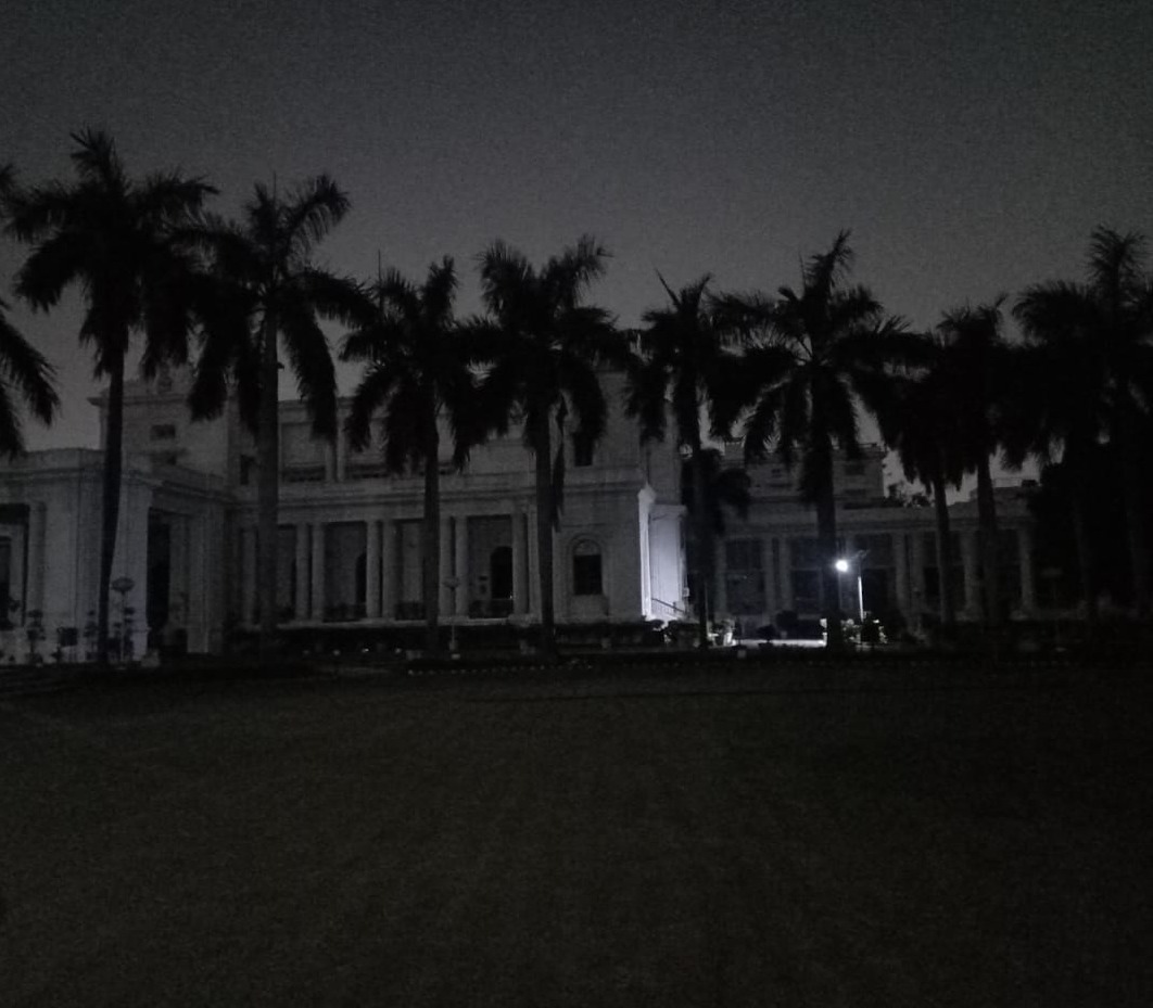 Raj Bhavan switched off the non-essential lights and participated in Earth Hour Day.