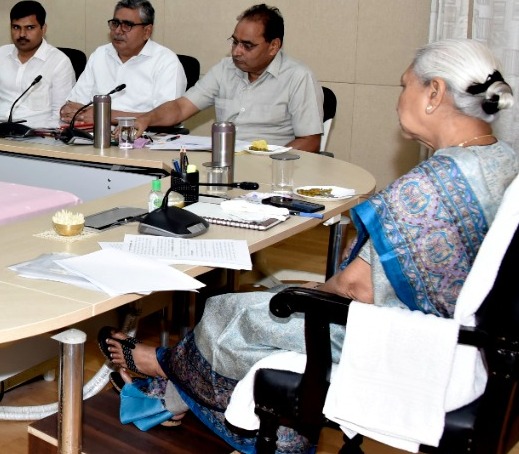The Governor held a review meeting on the matters related to personnel of the State Universities.