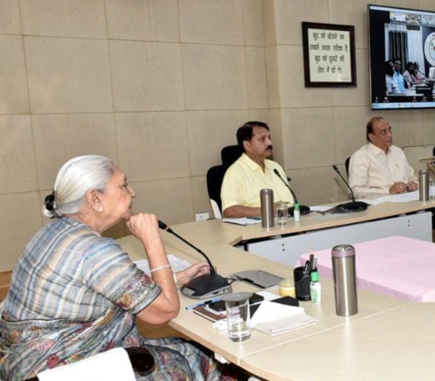 An online review meeting of the Governor was held with the Vice-Chancellors of all the State Universities