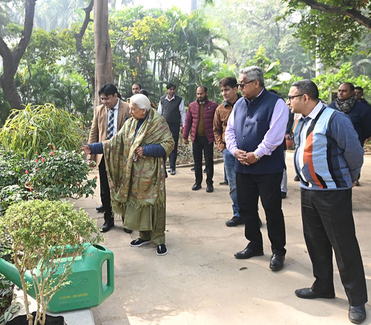 The Governor inspected the Bonsai Garden located in Raj Bhavan premises.