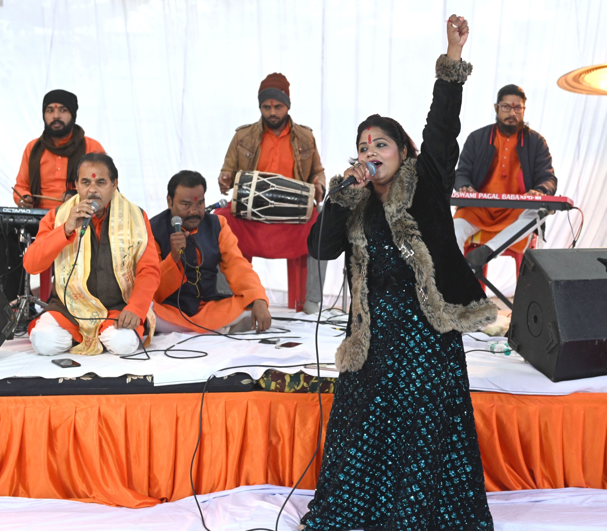 Bhajans and kirtans were performed in the temples located in the Raj Bhavan complex to commemorate the consecration of Lord Shri Ram in Ayodhya.