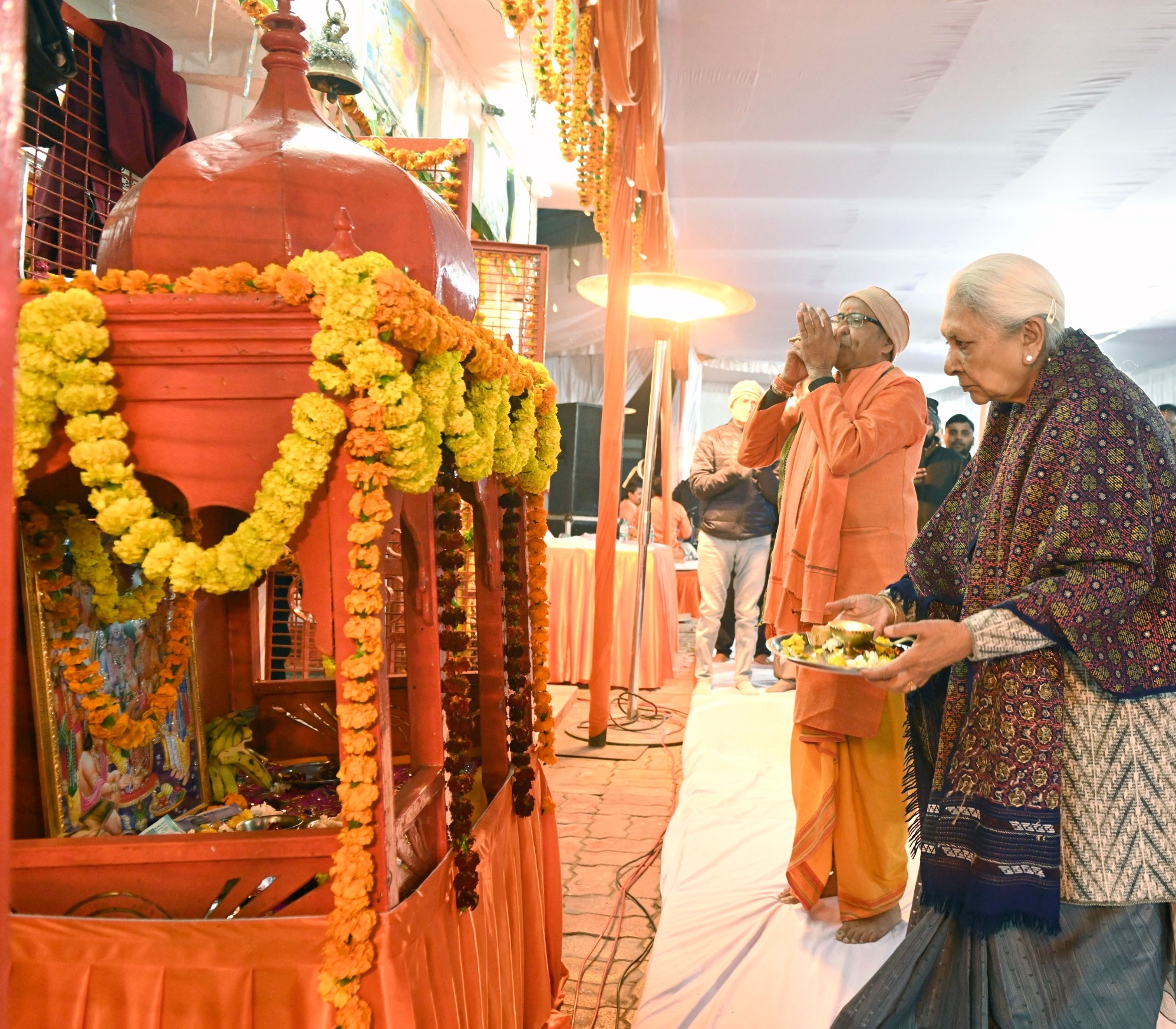 The Governor performed aarti and worshipped at the temple located at Raj Bhavan on the occasion of the consecration of Lord Shri Ram Ji.