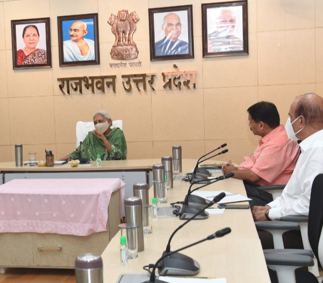 The Governor witnessed the presentation of University Management Software developed by Raj Bhavan, Uttar Pradesh.