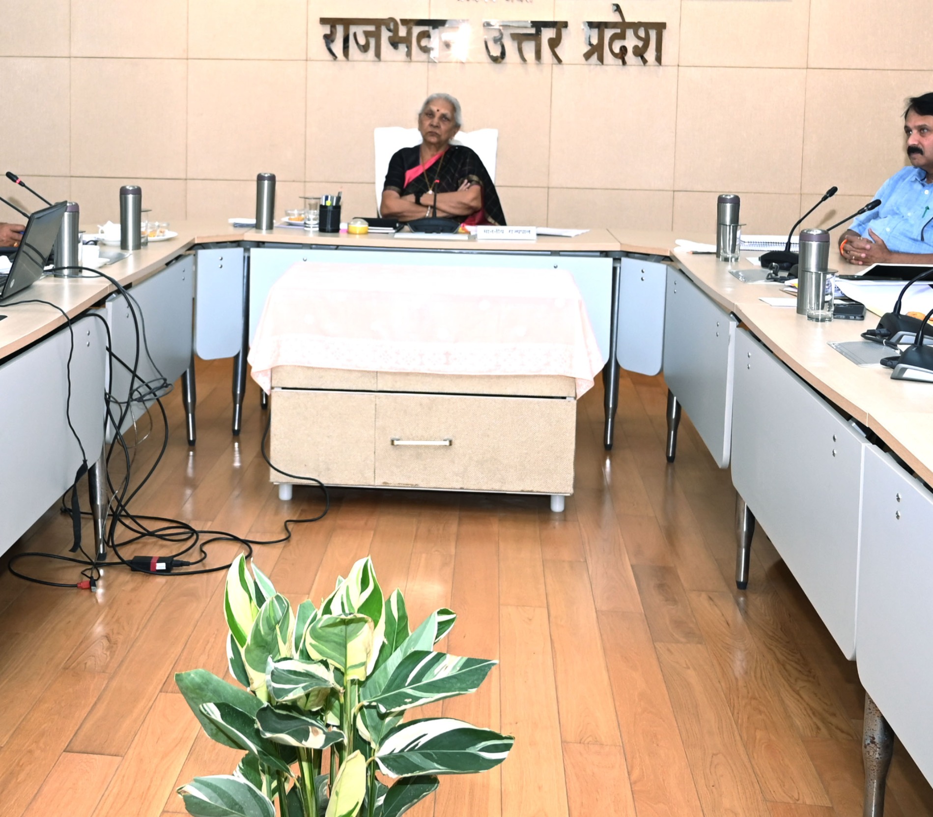  Governor Smt. Anandiben Patel reviewed the presentation of NAAC evaluation of Acharya Narendra Dev Agricultural and Technological University, Ayodhya  