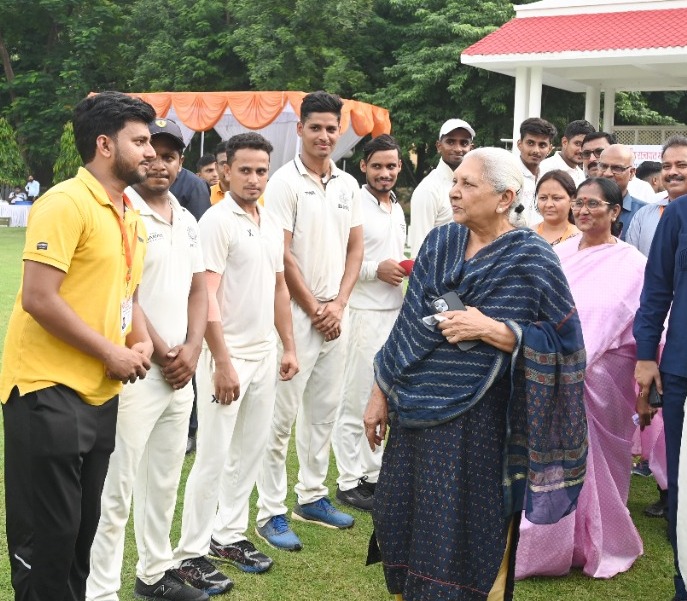 Friendly Cricket Match organized between Raj Bhavan, Uttar Pradesh and Veer Bahadur Singh Purvanchal University, Jaunpur.
