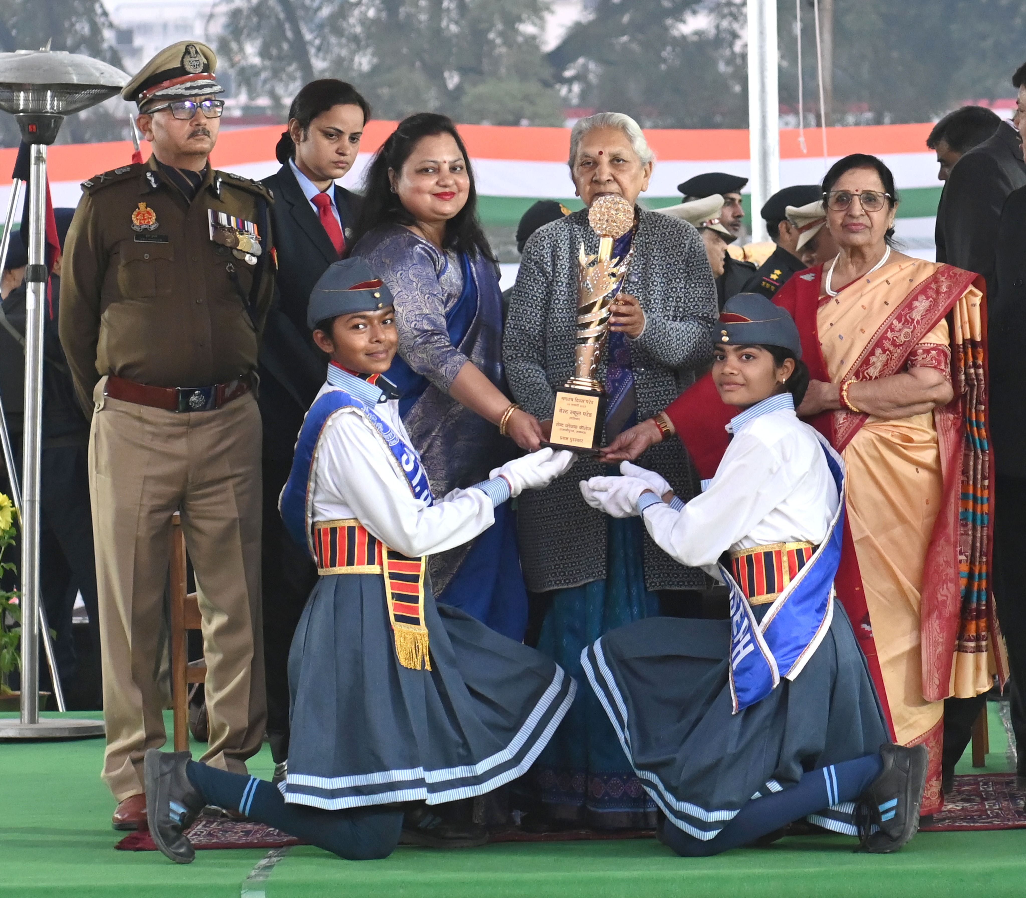 Republic Day beating the retreat ceremony concluded