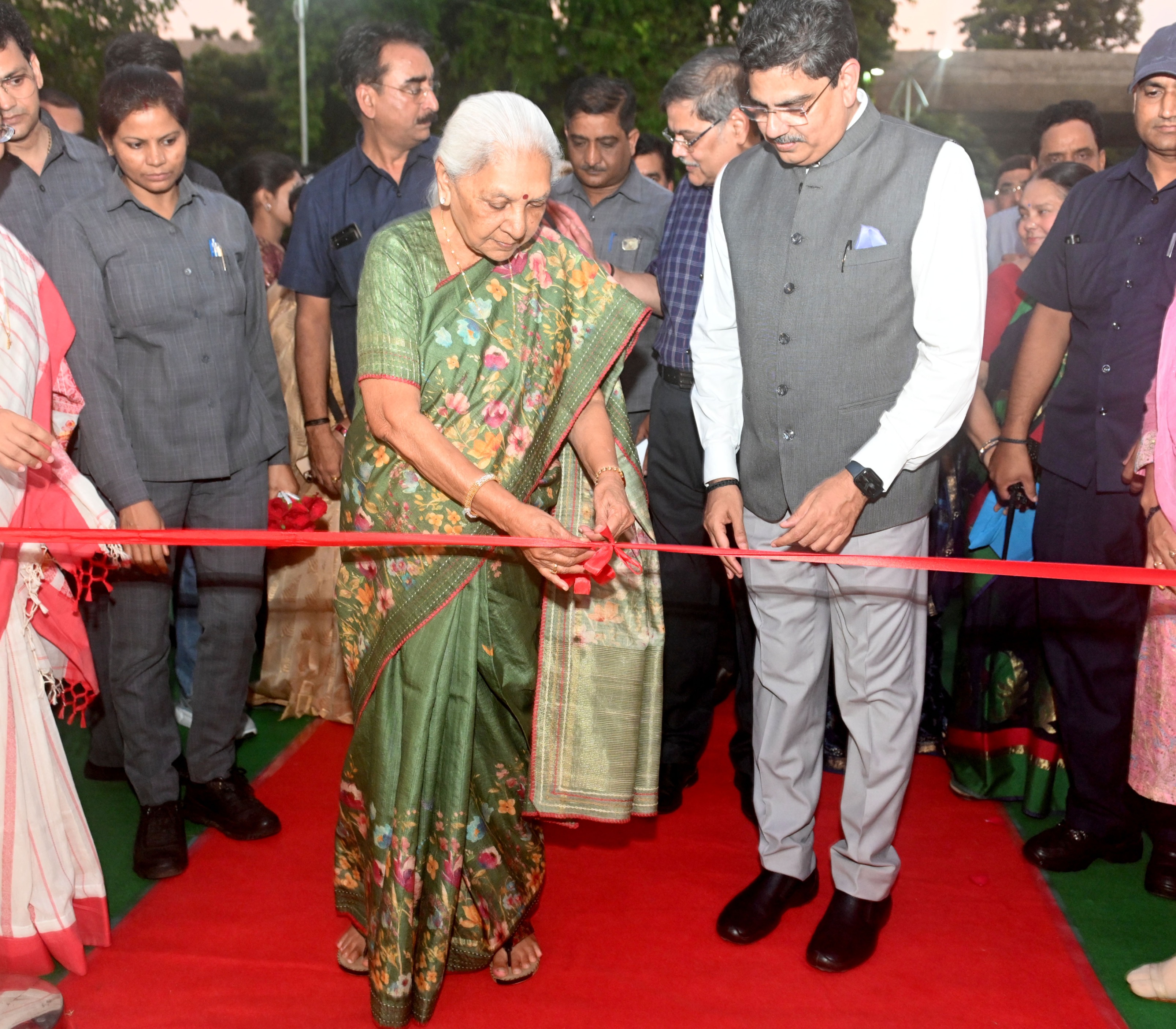 Governor inaugurates Gaurav Sthal at Lucknow University Lucknow