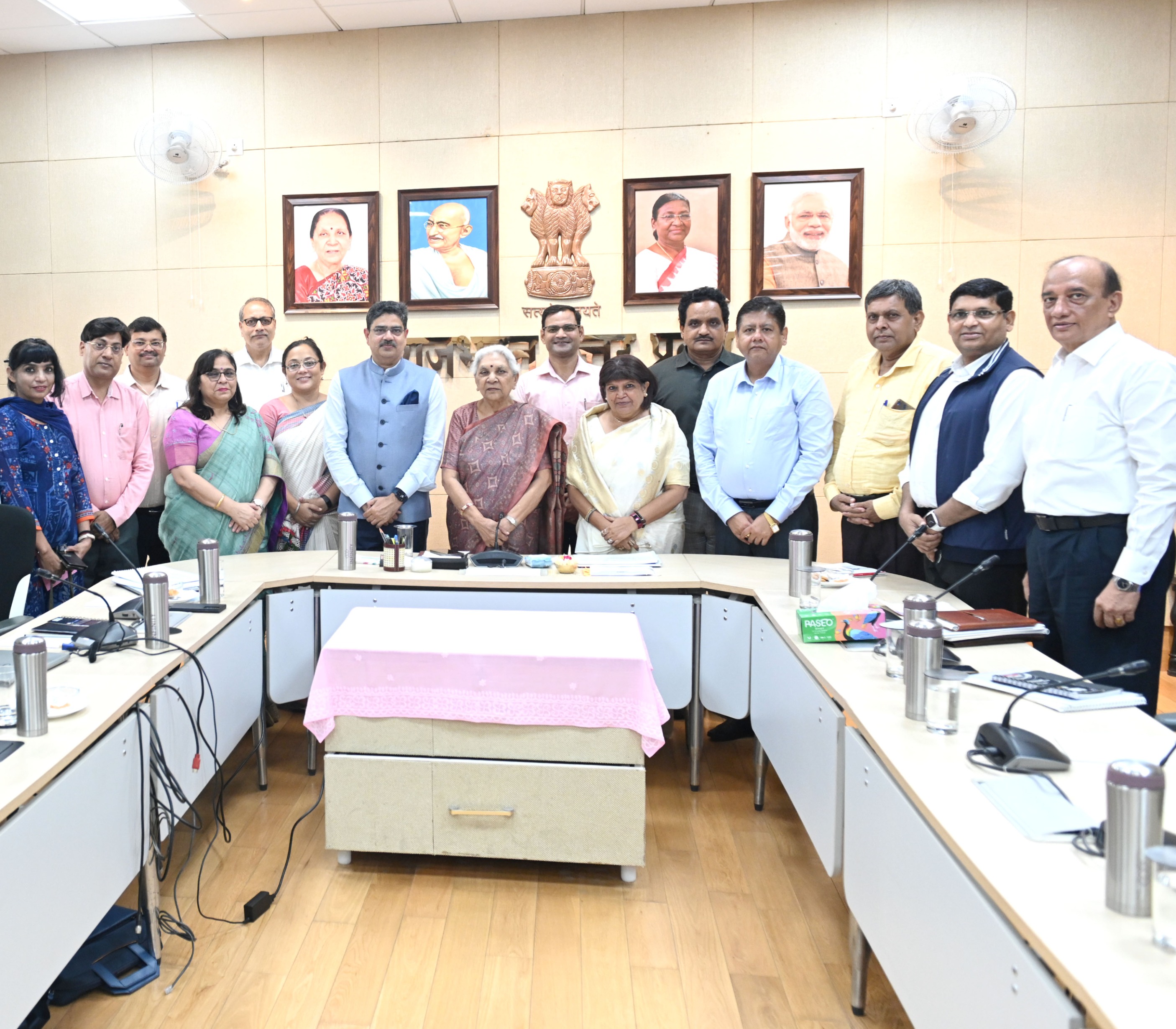 Workshop for excellent ranking in NIRF of Lucknow University Lucknow concluded under the chairmanship of the Governor