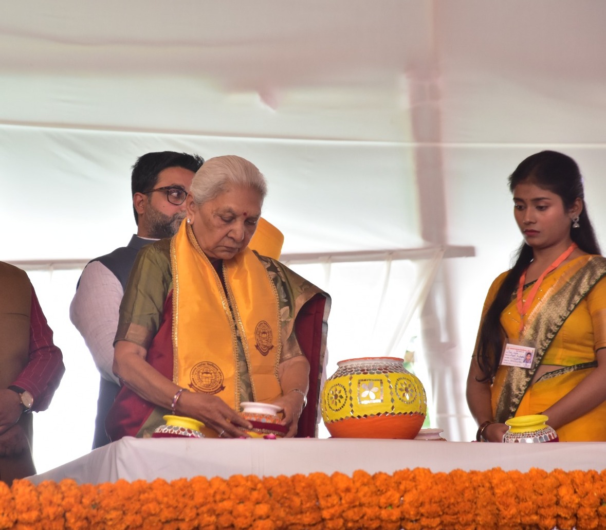 The 5th convocation of Jananayak Chandrashekhar University, Ballia concluded under the chairmanship of the Governor.