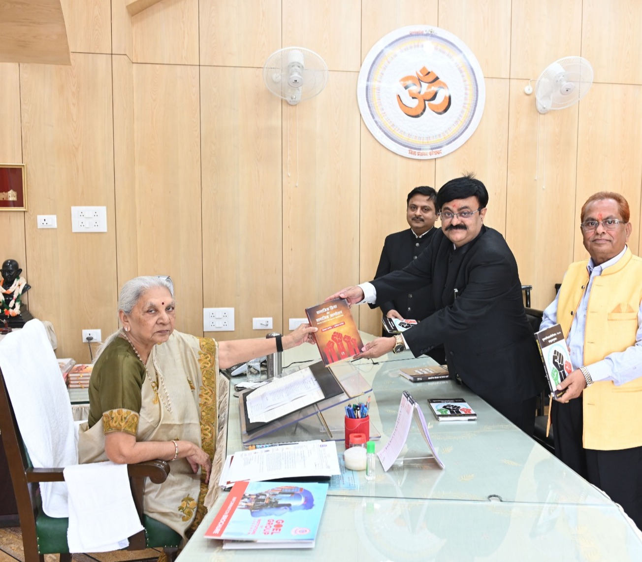 The Governor released the Sanskrit translation of the Right to Information  Act 5, “Suchnadhikar Adhiniyamaha Sanskrit Anuvaad”.