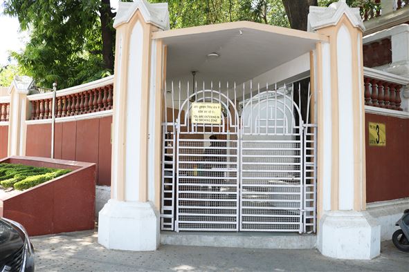 Main Gate/मुख्य द्वार
