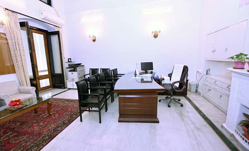 Amaltaash - Office of Principal Secretary/अमलताश - प्रधान सचिव का कार्यालय