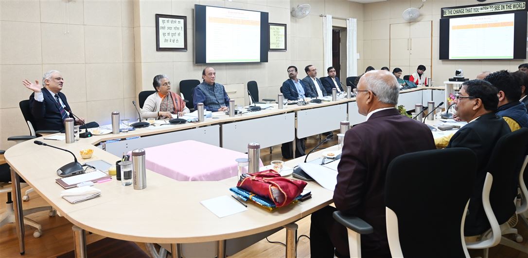 Review meeting of self-study report for NAAC grading of Acharya Narendra Deva University of Agriculture &amp; Technology Kumarganj Ayodhya concluded at Raj Bhavan/राजभवन में आचार्य नरेन्द्र देव कृषि एवं प्रौद्योगिकी विश्वविद्यालय कुमारगंज, अयोध्या के नैक ग्रेडिंग हेतु सेल्फ स्टडी रिपोर्ट की समीक्षा बैठक सम्पन्न