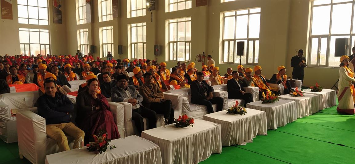 The 5th convocation ceremony of Prof Rajendra Singh Rajju Bhaiya University Prayagraj held under the chairpersonship of the Governor/राज्यपाल श्रीमती आनंदीबेन पटेल की अध्यक्षता में प्रो0 राजेन्द्र सिंह (रज्जू भय्या) विश्वविद्यालय, प्रयागराज का 5वाँ दीक्षान्त समारोह सम्पन्न