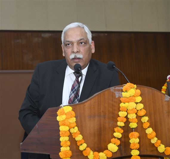 The Governor participated in the seminar Role of Women in the Field of Law organized at Lucknow High Court/राज्यपाल ने आज लखनऊ हाईकोर्ट में आयोजित ‘‘रोल आफ वुमेन इन द फील्ड आफ लाॅ‘‘ संगोष्ठी में सहभाग किया