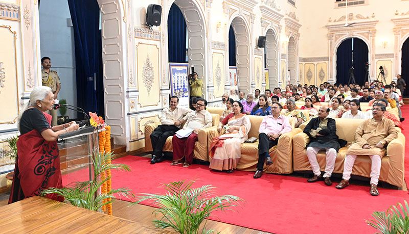 The Foundation Day of West Bengal organized at Raj Bhavan under the chairpersonship of the Governor./राज्यपाल की अध्यक्षता में राजभवन में समारोह पूर्वक आयोजित हुआ भारत के पश्चिम बंगाल राज्य का स्थापना दिवस