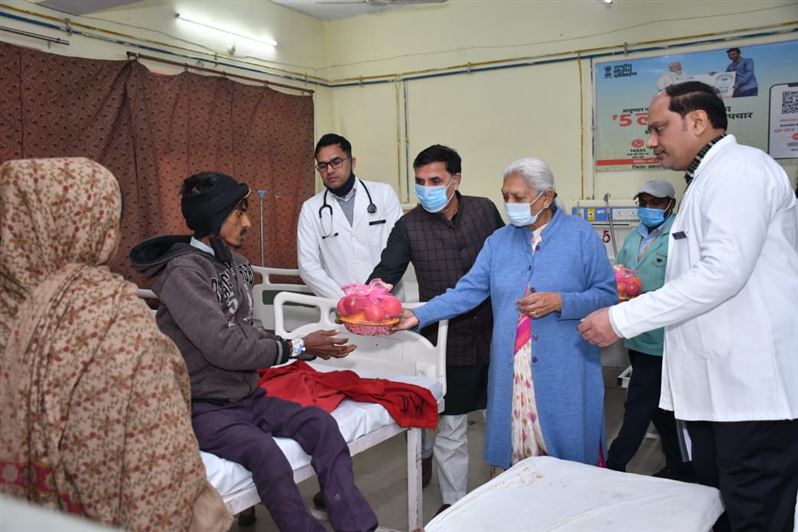 Hon&apos;ble Governor inspected Anganwadi Centre, District Jail and District Hospital in Kaushambi district./राज्यपाल जी ने जनपद कौशाम्बी में आंगनवाड़ी केन्द्र, जिला कारागार व जिला अस्पताल का किया निरीक्षण