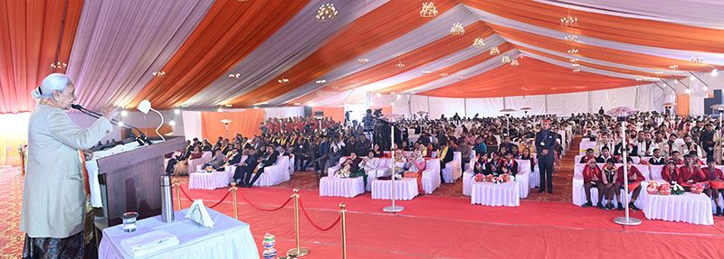 8th convocation ceremony of Khwaja Moinuddin Chishti Language University, Lucknow concluded under the chairpersonship of the Governor./राज्यपाल की अध्यक्षता में ख्वाजा मुईनुद्दीन चिश्ती भाषा विश्वविद्यालय, लखनऊ का अष्टम दीक्षांत समारोह सम्पन्न