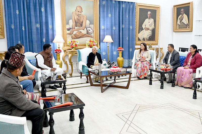 An 11-member delegation led by Shri Raj Kishore Yadav, Chairman, Nepalese Parliamentary Committee on International Relations and Tourism, met the Governor/राज्यपाल से अंतर्राष्ट्रीय संबंध और पर्यटन पर नेपाली संसदीय समिति के अध्यक्ष, श्री राज किशोर यादव के नेतृत्व में 11 सदस्यीय प्रतिनिधि मंडल ने शिष्टाचार मुलाकात की
