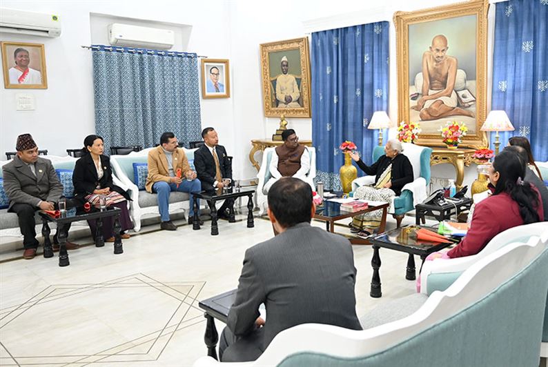 An 11-member delegation led by Shri Raj Kishore Yadav, Chairman, Nepalese Parliamentary Committee on International Relations and Tourism, met the Governor/राज्यपाल से अंतर्राष्ट्रीय संबंध और पर्यटन पर नेपाली संसदीय समिति के अध्यक्ष, श्री राज किशोर यादव के नेतृत्व में 11 सदस्यीय प्रतिनिधि मंडल ने शिष्टाचार मुलाकात की