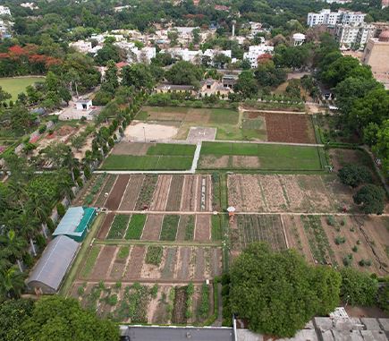  Helipad Aerial View/ हैलीपैड का विहंगम दृश्य